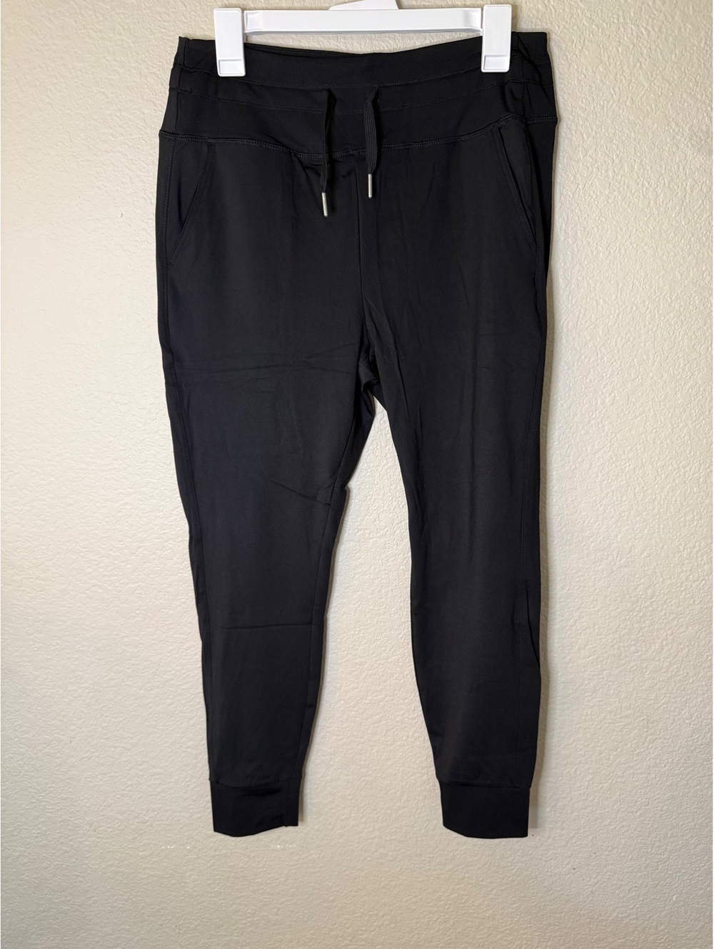 Halara Large Petite Black Jogger